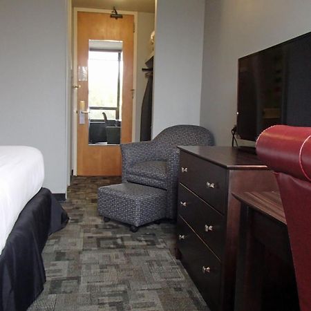 Rutgers University Inn And Conference Center นิวบรันสวิก ภายนอก รูปภาพ
