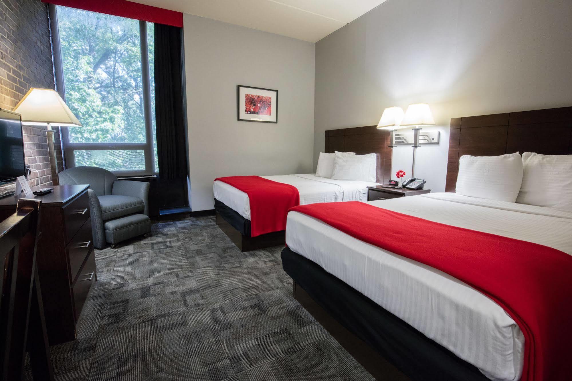 Rutgers University Inn And Conference Center นิวบรันสวิก ภายนอก รูปภาพ