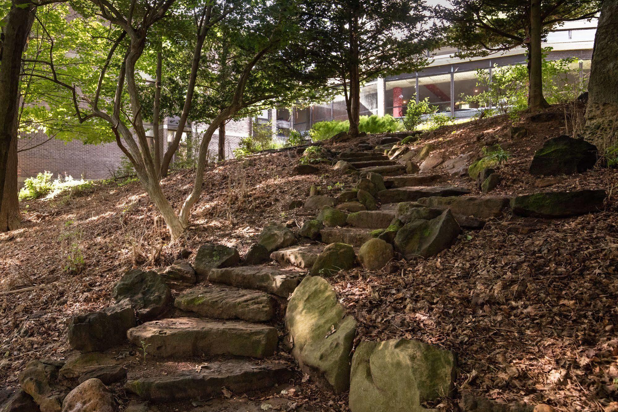 Rutgers University Inn And Conference Center นิวบรันสวิก ภายนอก รูปภาพ